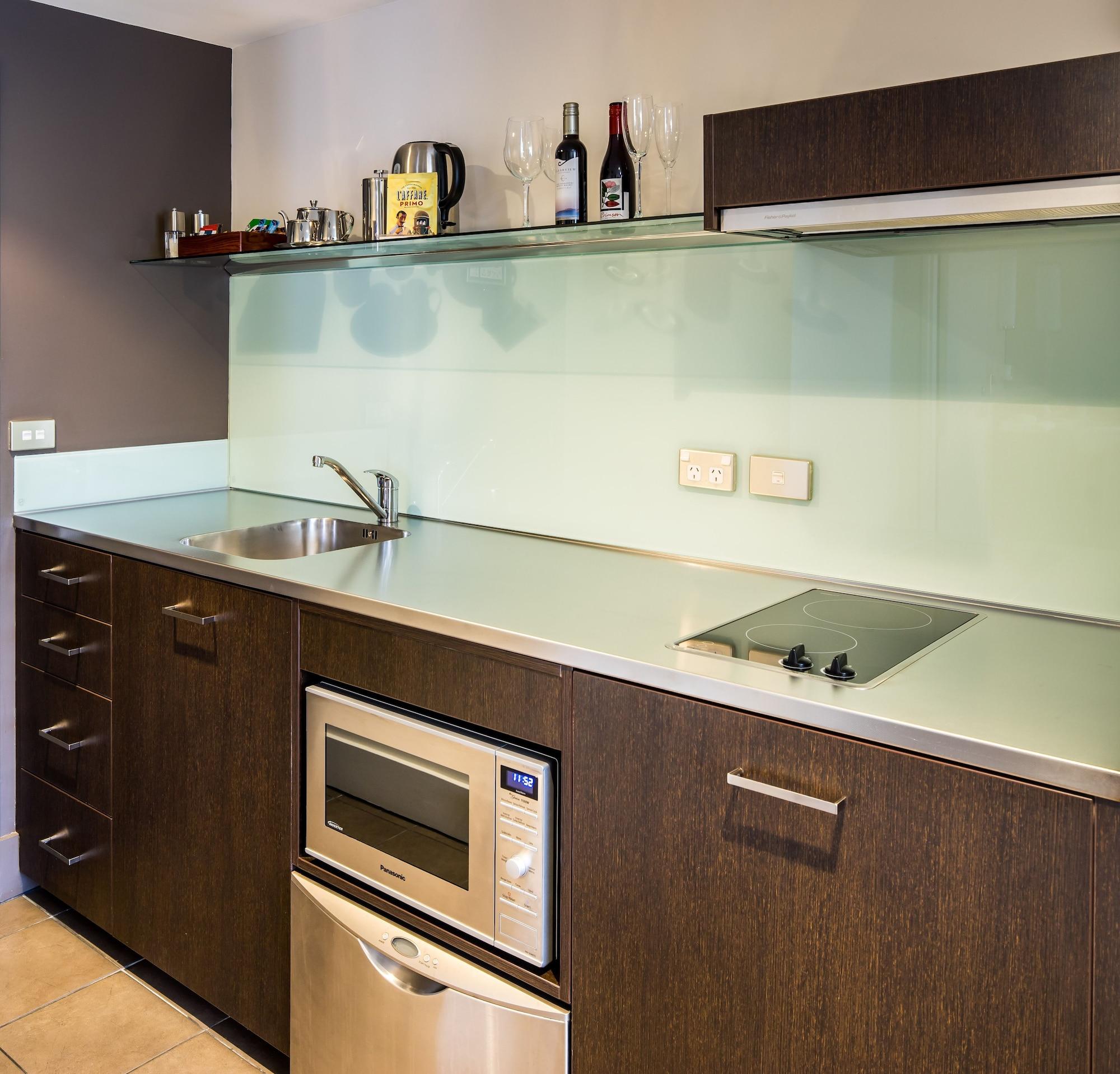 โบลตันโฮเต็ล Hotel เวลลิงตัน ภายนอก รูปภาพ A modern kitchen