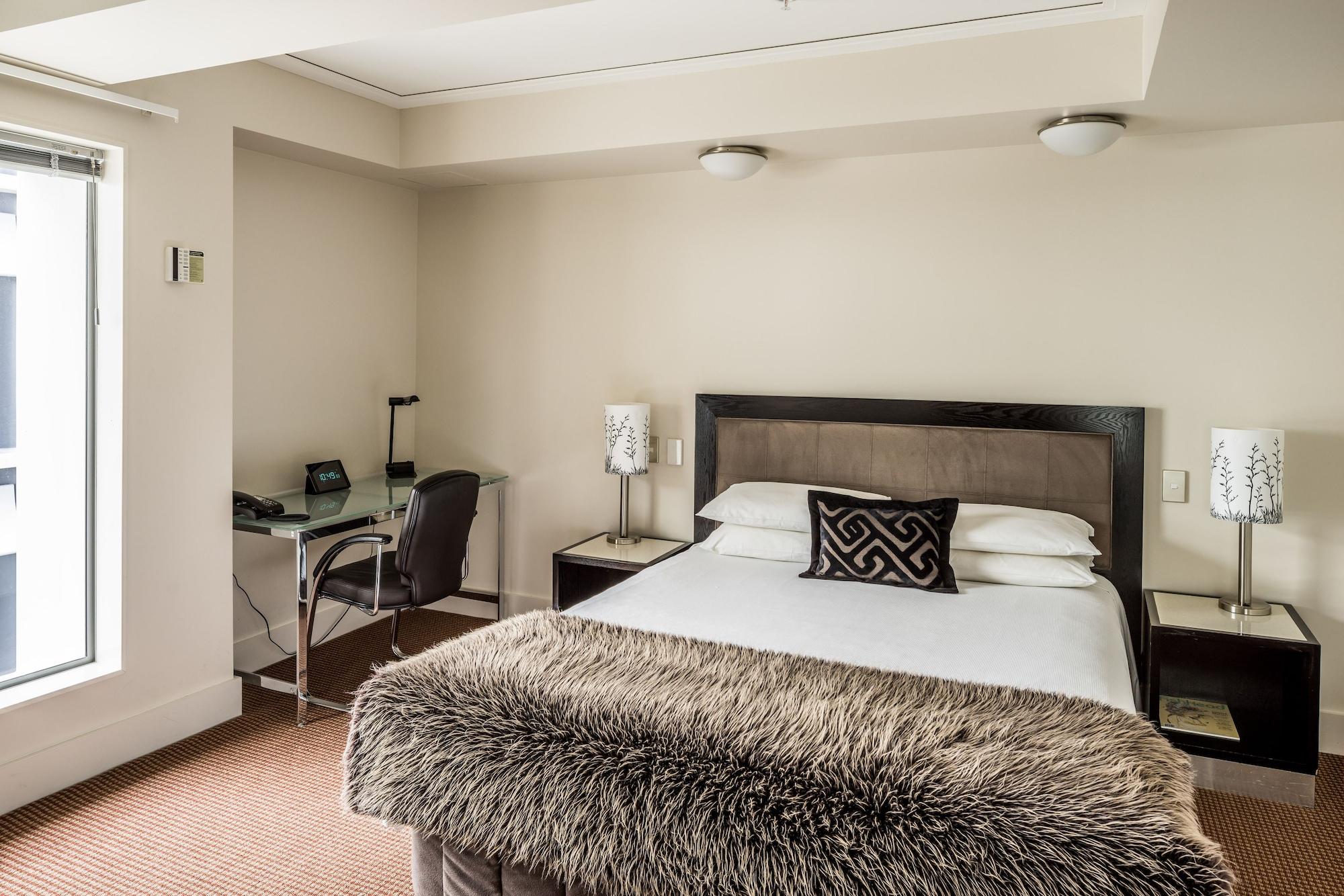โบลตันโฮเต็ล Hotel เวลลิงตัน ภายนอก รูปภาพ A bedroom at the hotel