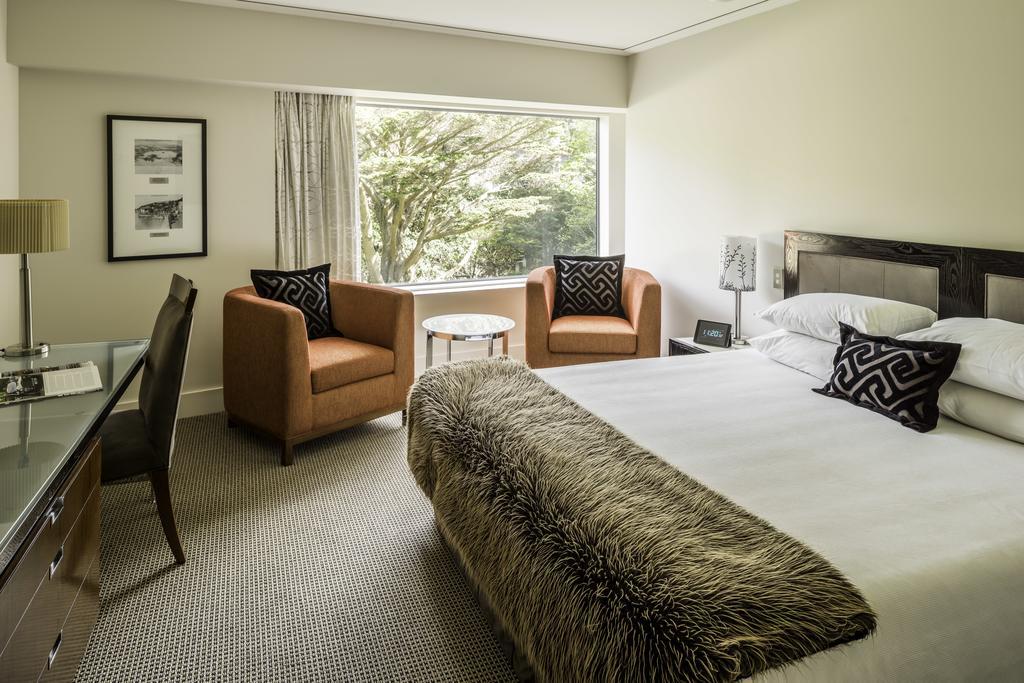 โบลตันโฮเต็ล Hotel เวลลิงตัน ภายนอก รูปภาพ A room at the hotel